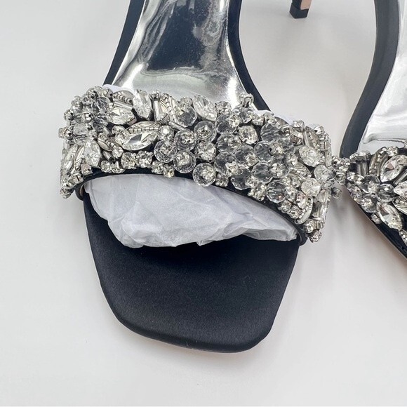 Badgley Mischka Size 6 Rider Black Satin Jeweled‎ Dress Sandals Heels Shoes - Picture 4 of 14